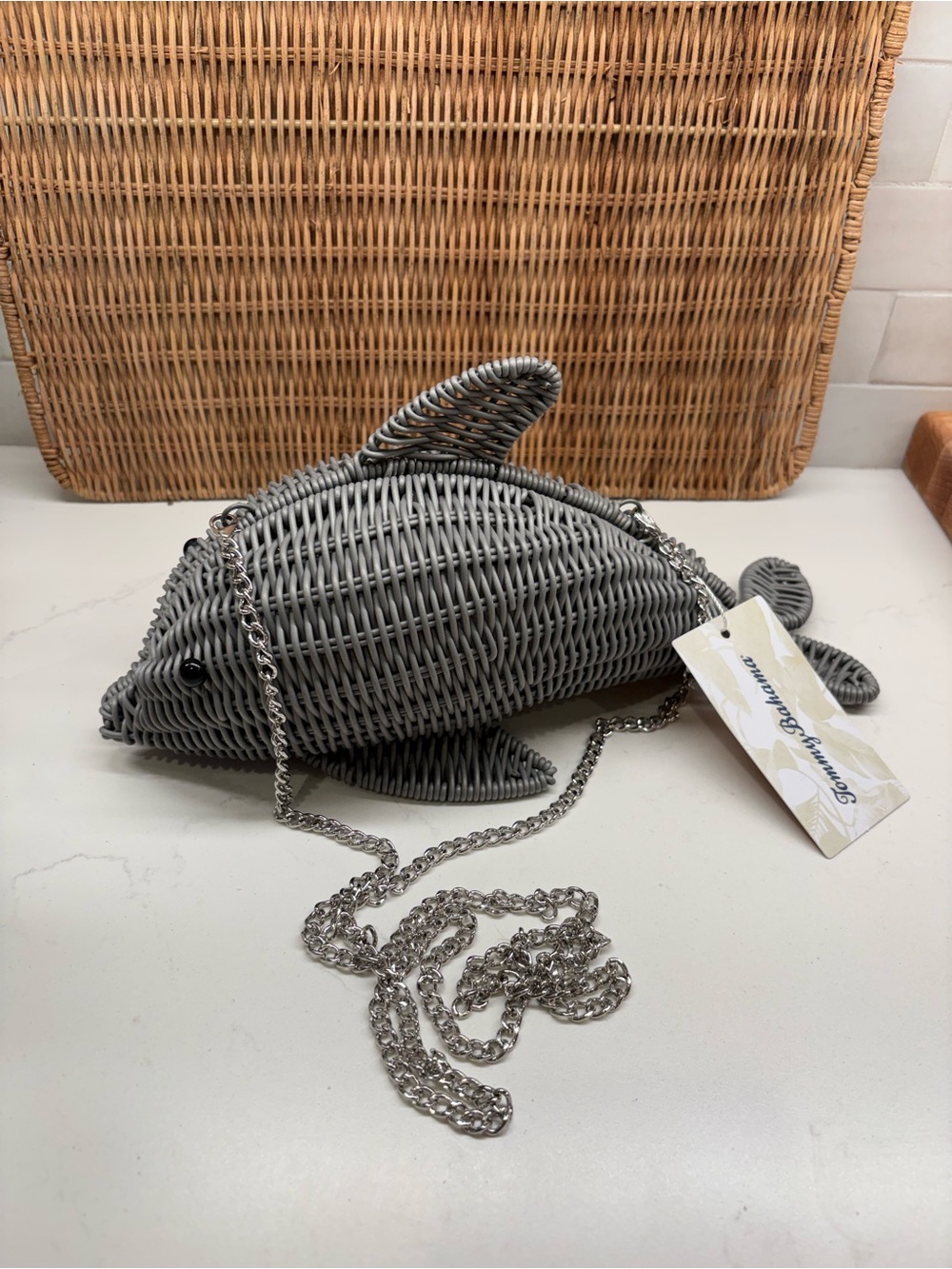 Gray Woven Dolphin Crossbody Bag 
Tommy Bahama Viral 🐬 - Picture 2 of 11